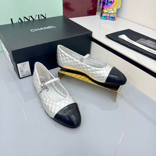 CC MARY JANE FLAT 25S IN SILVER LAMBSKIN EMBOSSED LOGO - 35