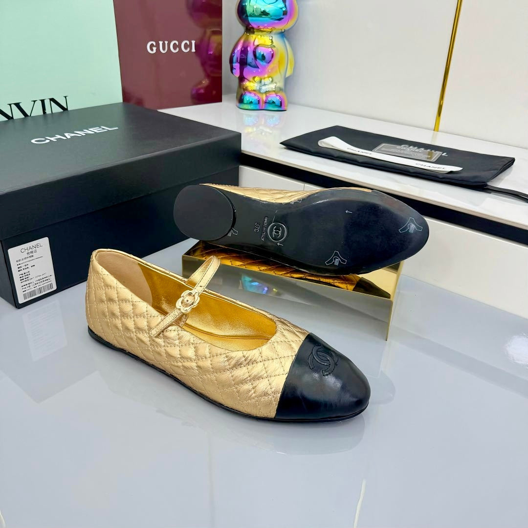 CC MARY JANE FLAT 25S IN GOLD LAMBSKIN EMBOSSED LOGO - 35