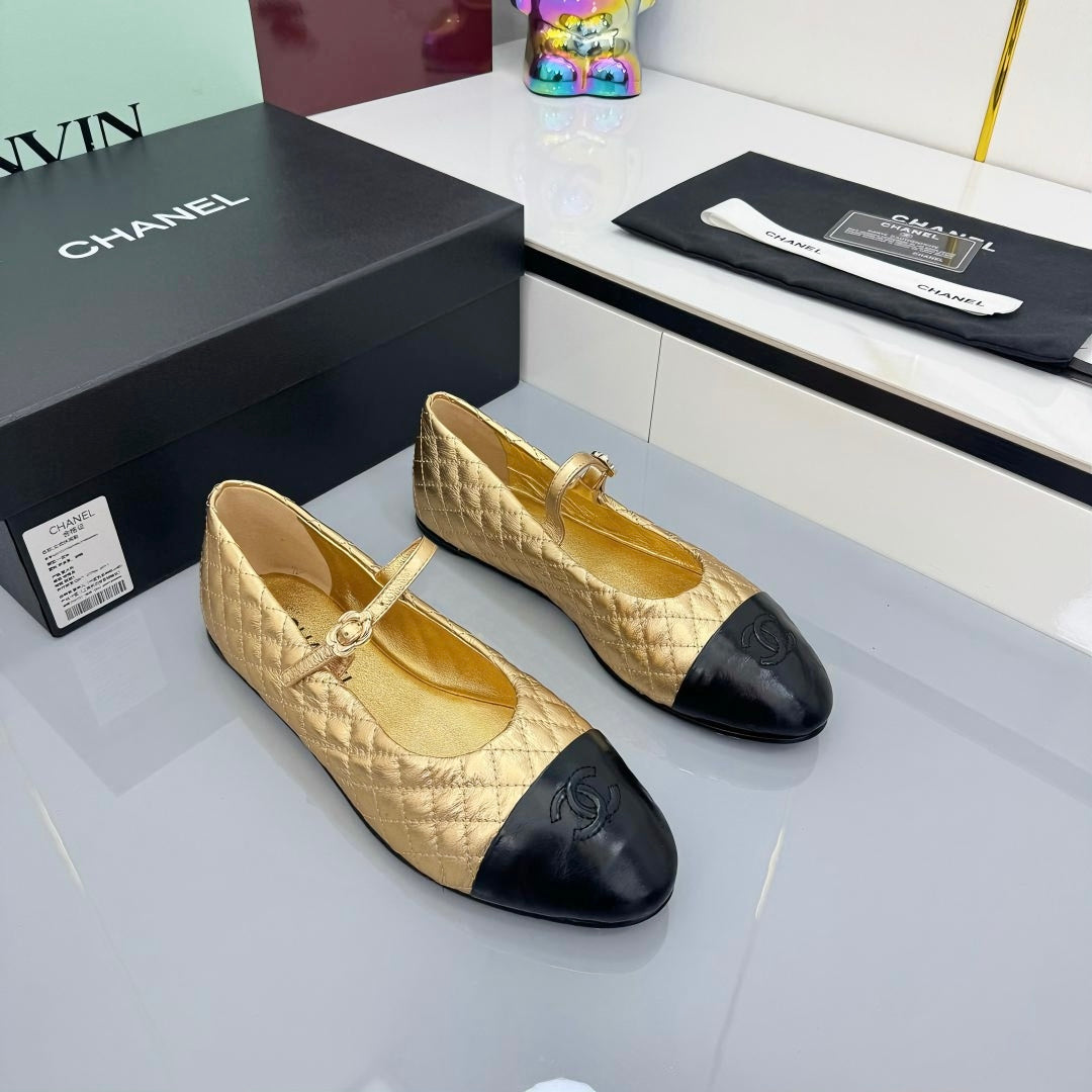 CC MARY JANE FLAT 25S IN GOLD LAMBSKIN EMBOSSED LOGO - 35