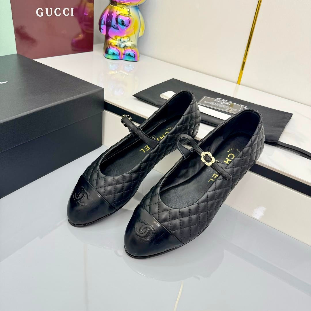 CC MARY JANE FLAT 25S IN BLACK LAMBSKIN EMBOSSED LOGO - 35