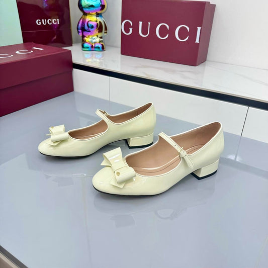 GG MARY JANE 25S IN LIGHT YELLOW LAMBSKIN WITH BOW - 35