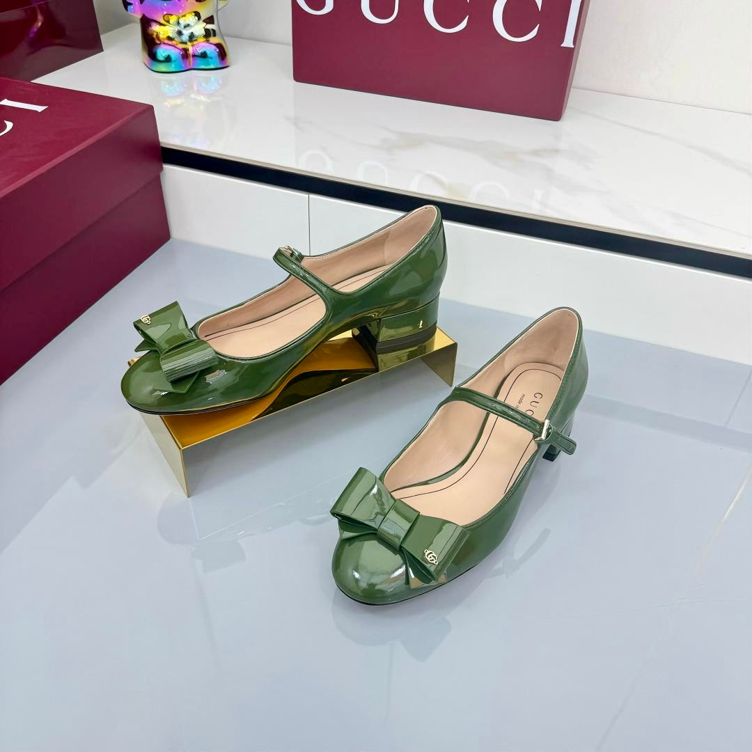 GG MARY JANE 25S IN MOSS GREEN LAMBSKIN WITH BOW - 35
