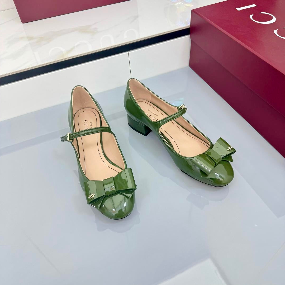 GG MARY JANE 25S IN MOSS GREEN LAMBSKIN WITH BOW - 35