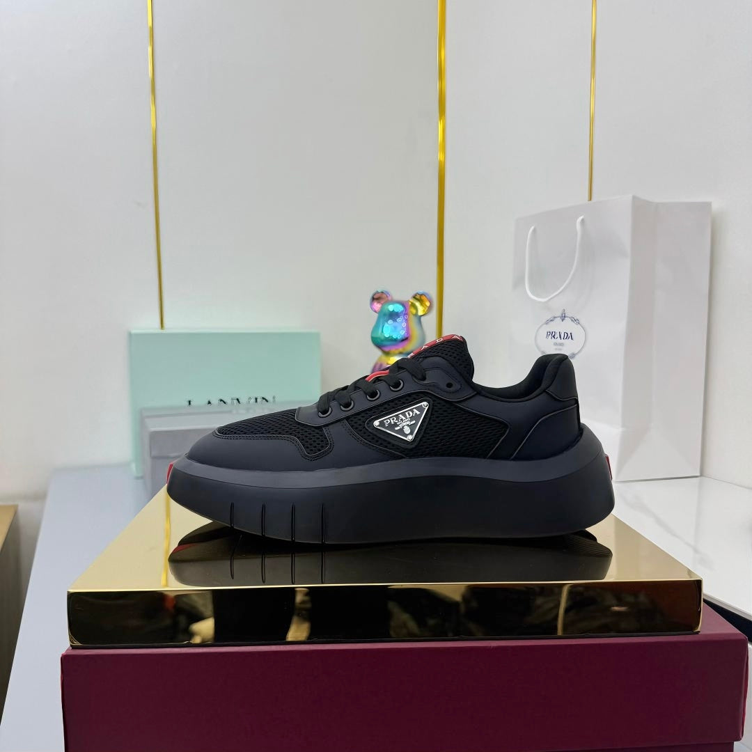 PRADA 25S SNEAKERS IN BLACK CALFSKIN - 35