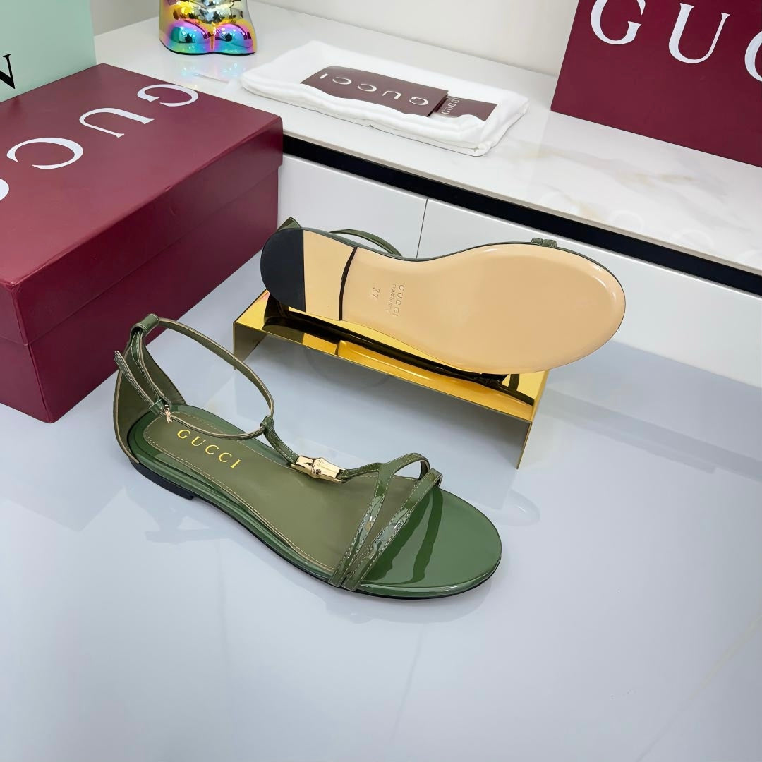 GG THONG SANDALS 25S IN DARK GREEN LAMBSKIN WITH GOLD HARDWARE - 35