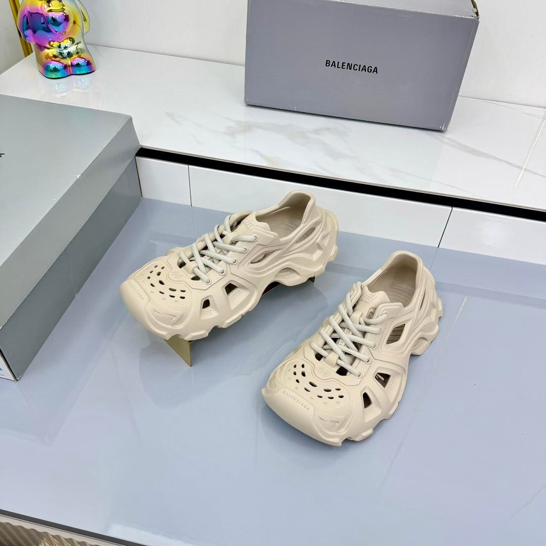 BALENCIAGA 25S SPIDER-MAN SNEAKERS IN LIGHT BEIGE SYNTHETIC RUBBER - 35