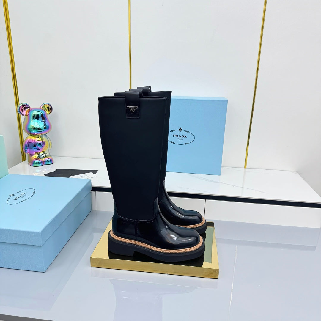 PRADA 25S HIGH BOOTS MARTIN 50MM IN BLACK GLOSSY CALFSKIN WITH LOGO - 35