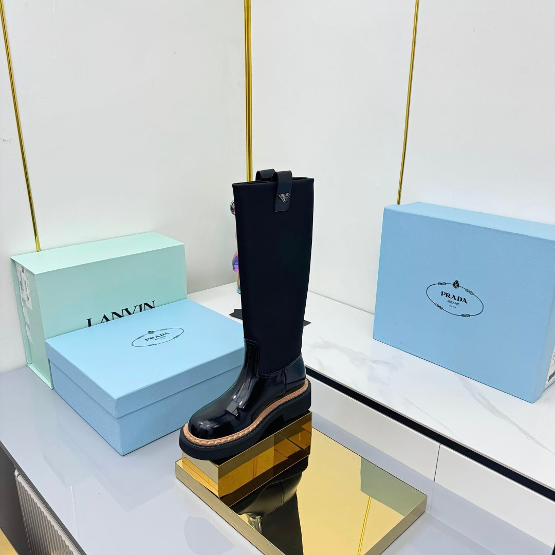 PRADA 25S HIGH BOOTS MARTIN 50MM IN BLACK GLOSSY CALFSKIN WITH LOGO - 35