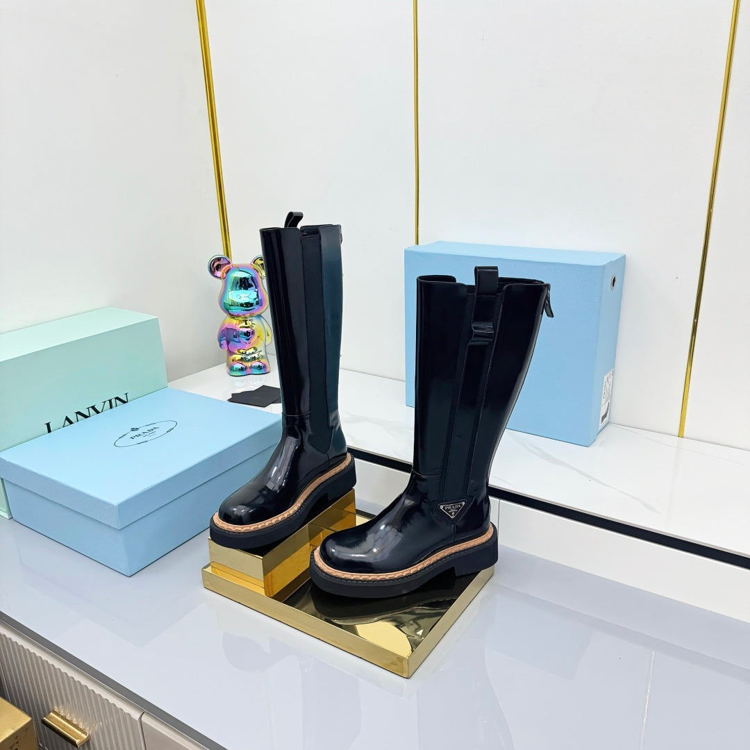 PRADA 25S TALL CHELSEA BOOTS 50MM IN BLACK GLOSSY CALFSKIN - 35