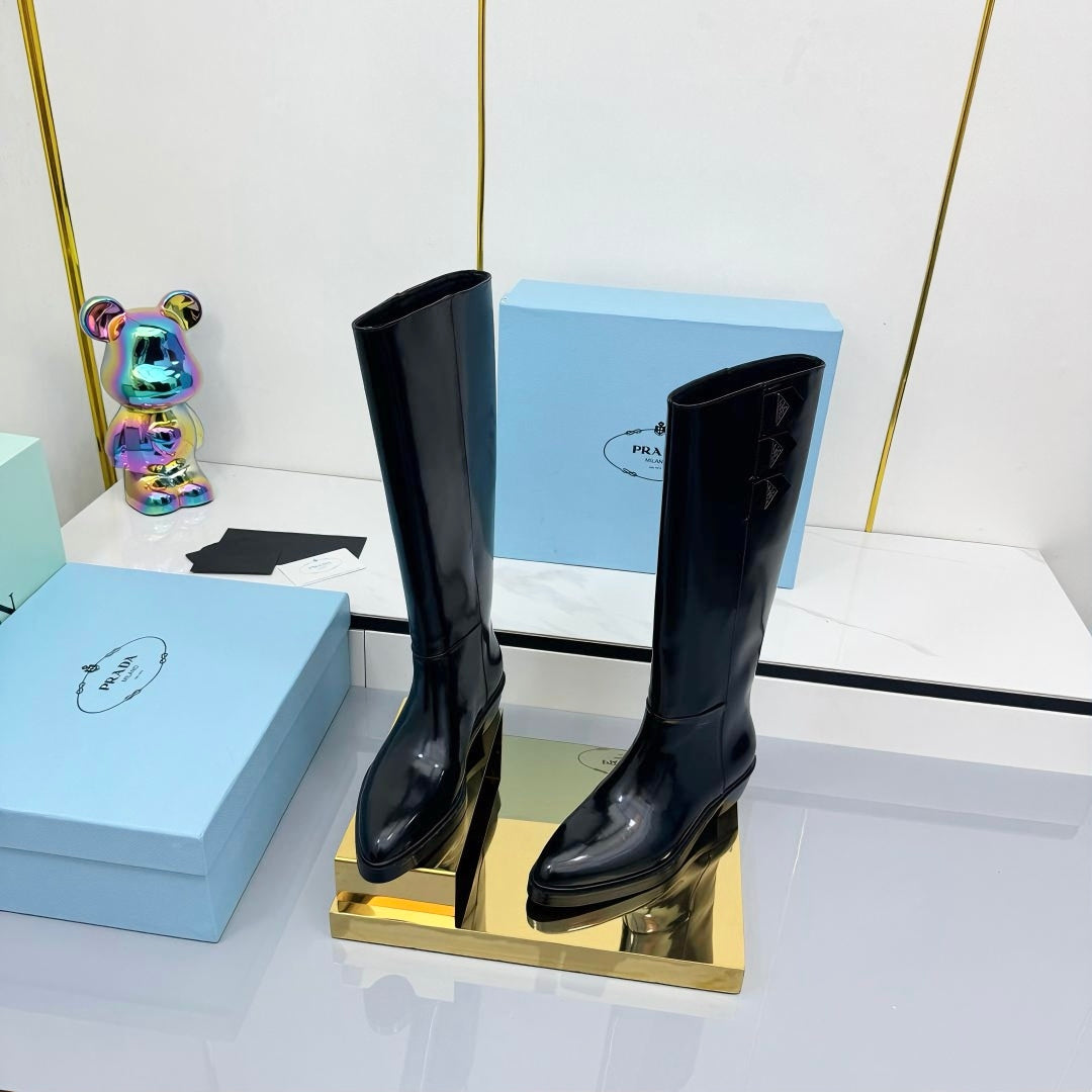 PRADA 25S CHUNKY SOLE TALL BOOTS MARTIN 50MM IN BLACK GLOSSY CALFSKIN - 35