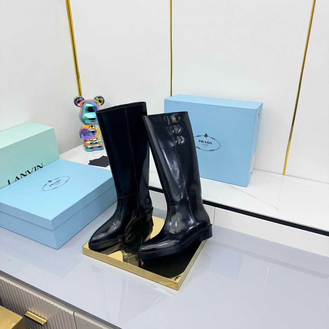 PRADA 25S CHUNKY SOLE TALL BOOTS MARTIN 50MM IN BLACK GLOSSY CALFSKIN - 35