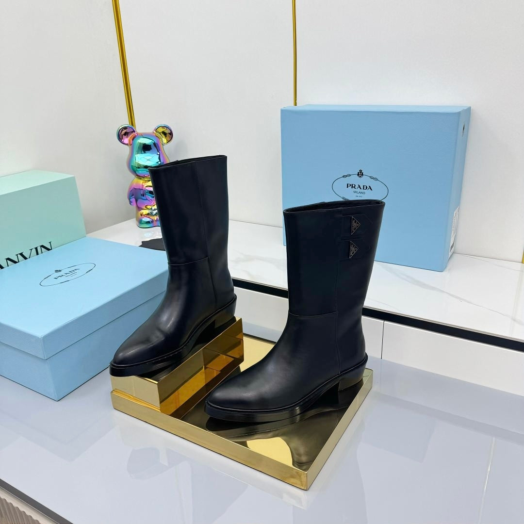 PRADA 25S BROOKLYN BOOTS 50MM IN BLACK CALFSKIN WITH LOGO - 35