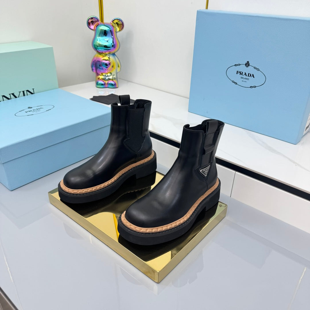 PRADA 25S CHELSEA BOOTS 50MM IN BLACK CALFSKIN - 35