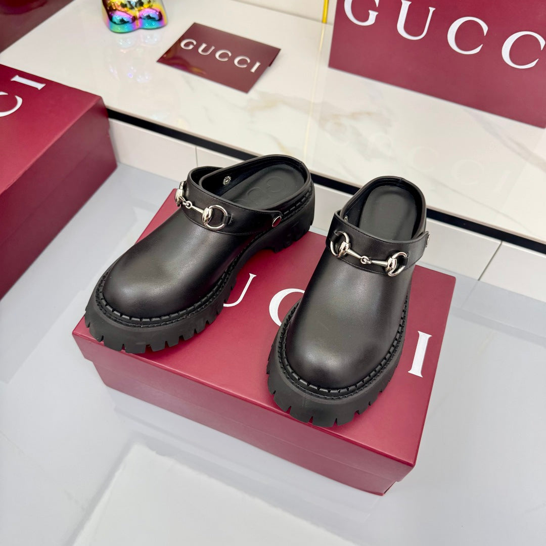 GG PLATFORM MULES 25S IN BLACK CALFSKIN - 35