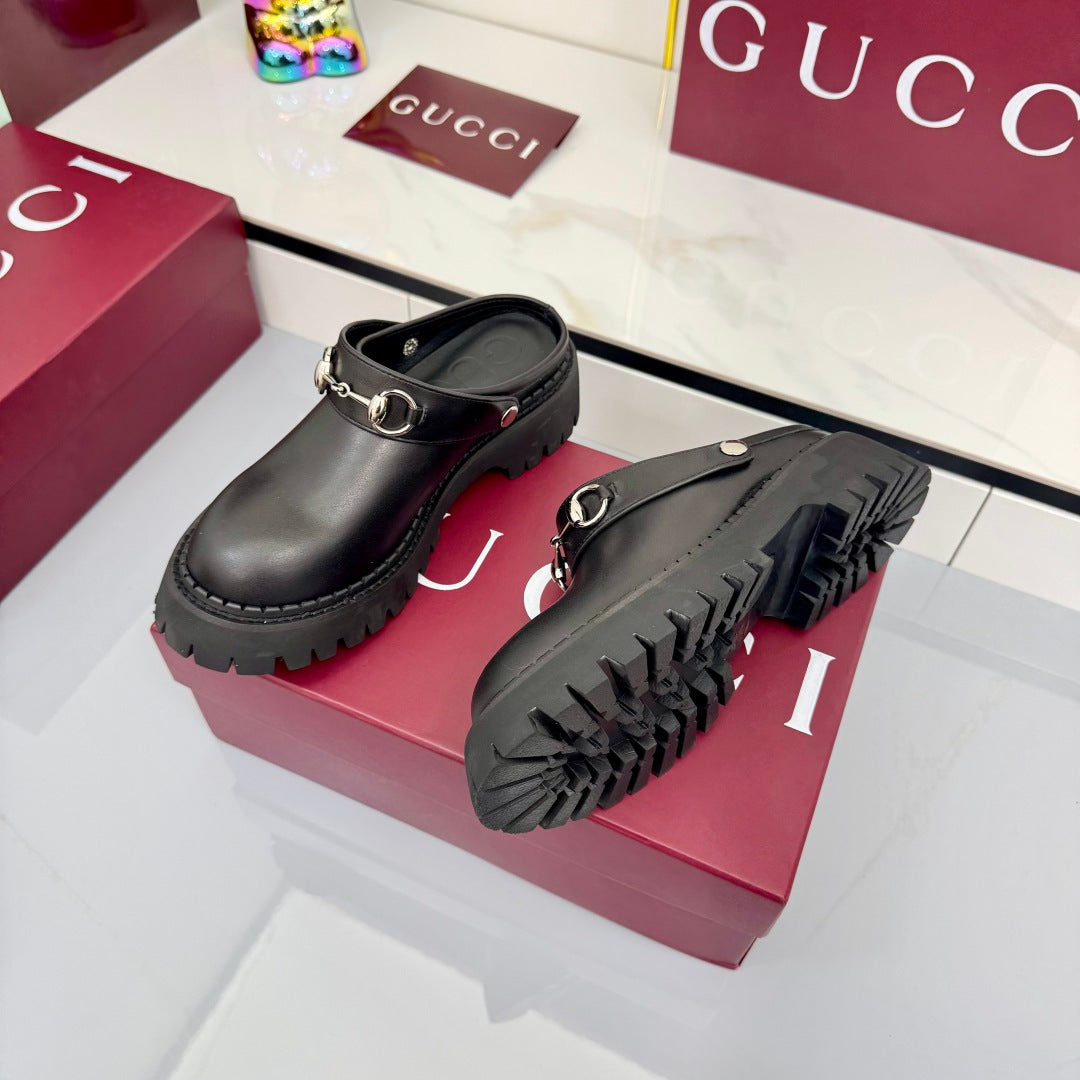GG PLATFORM MULES 25S IN BLACK CALFSKIN - 35