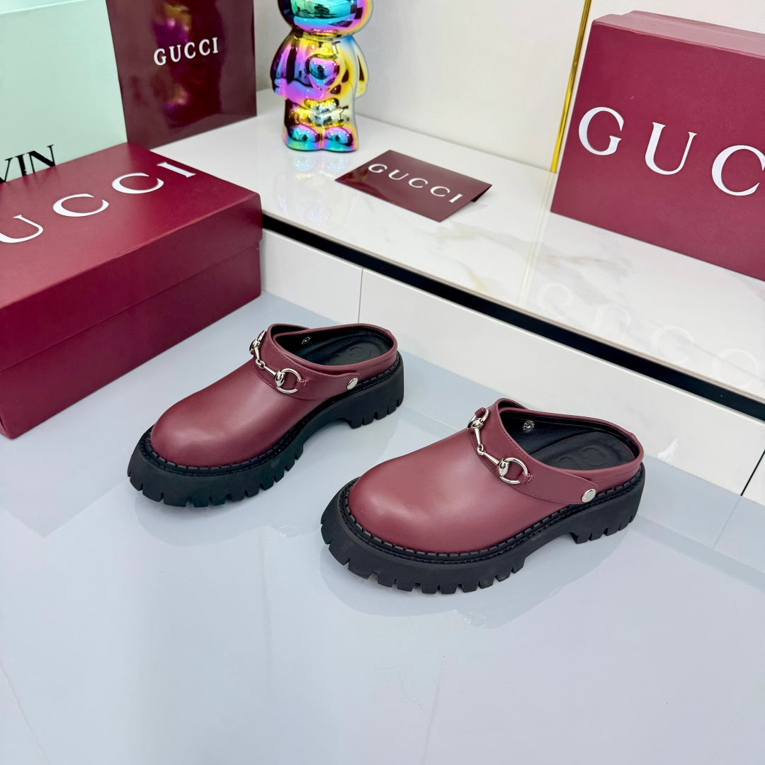 GG PLATFORM MULES 25S IN DARK RED CALFSKIN - 35