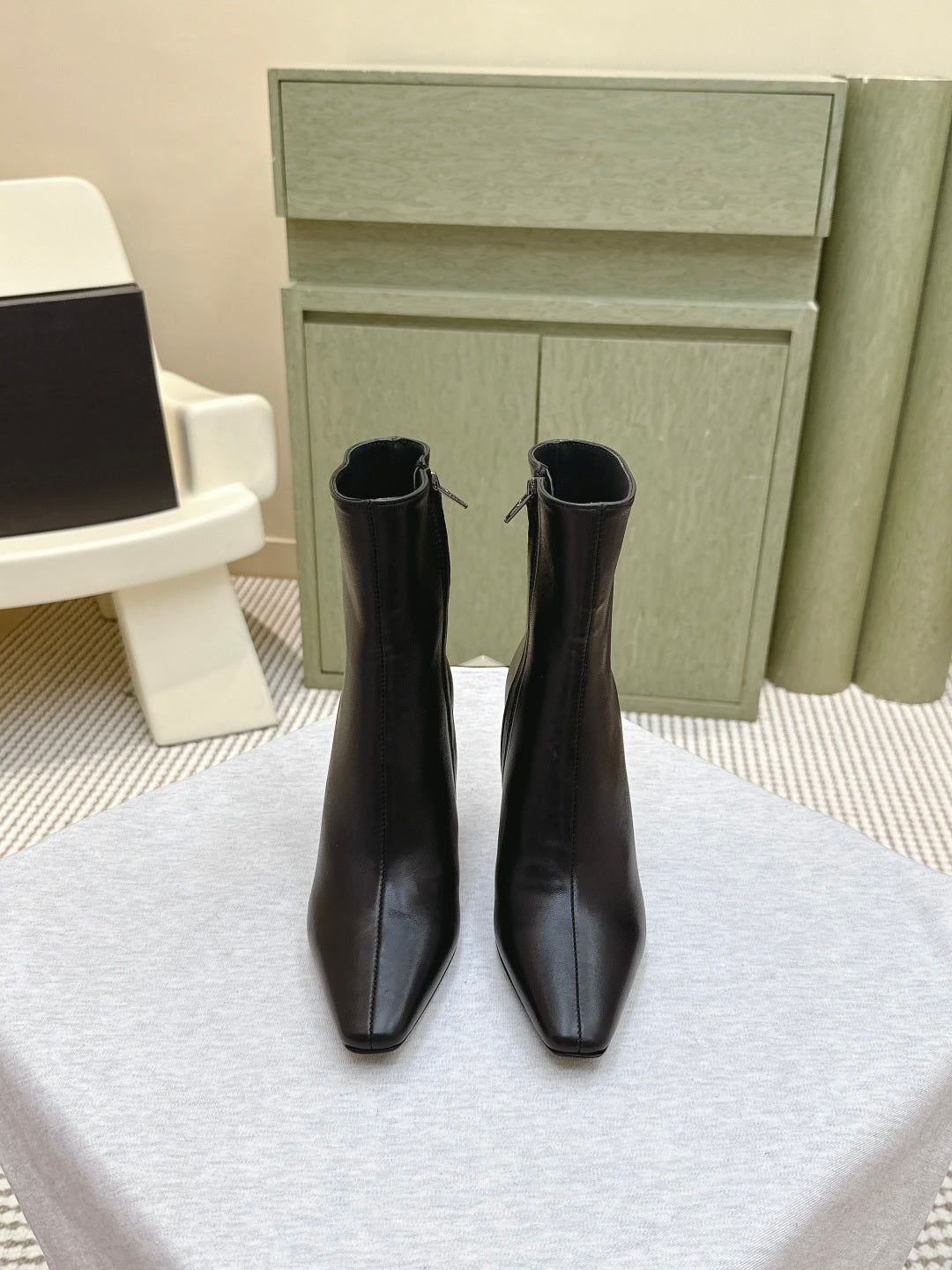 YSL 25S HEELED ANKLE BOOTS 75 MM IN BLACK LAMBSKIN - 35