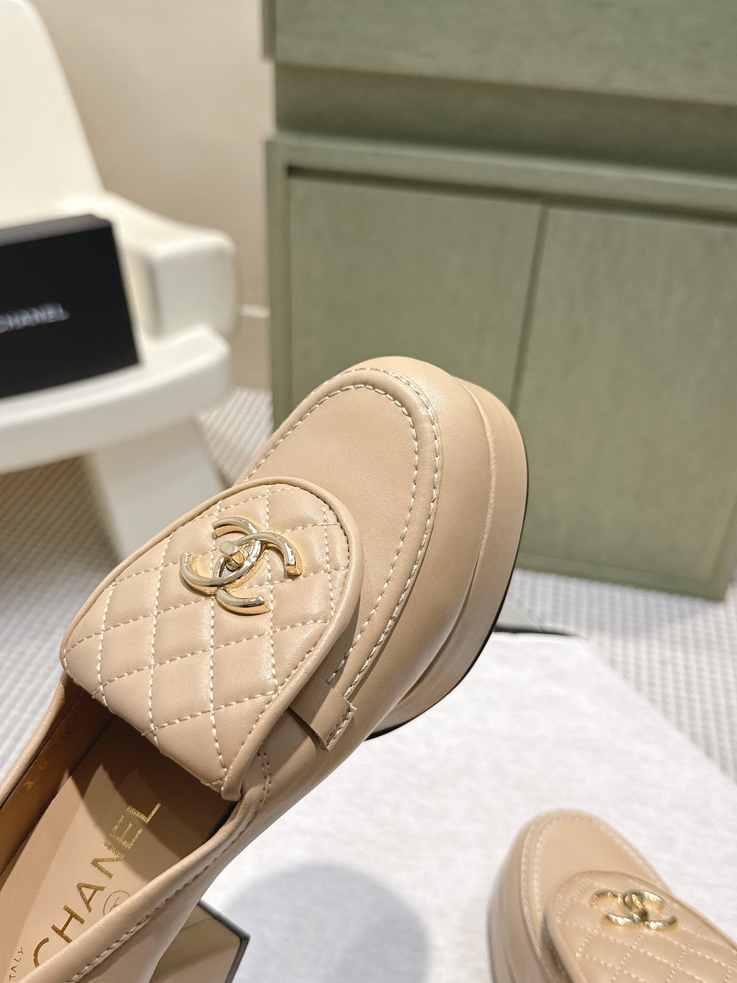 CHANEL 25S HIGH-HEELED MOCCASINS 80MM IN LIGHT TAN CALFSKIN GOLD HARDWARE - 35