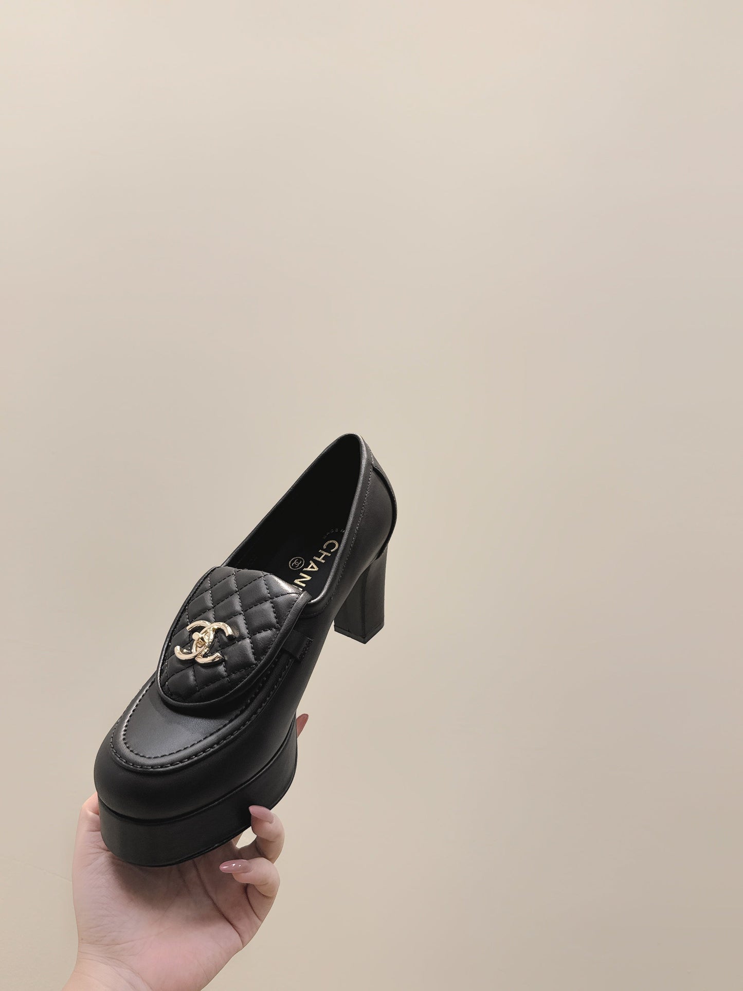 CHANEL 25S HIGH-HEELED MOCCASINS 80MM IN BLACK CALFSKIN GOLD HARDWARE - 35