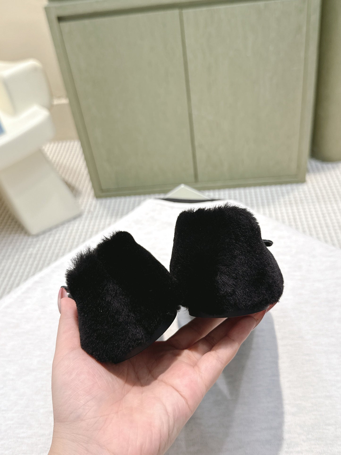 PRADA 25S MARY JANE BALLET FLATS IN BLACK FUR - 35