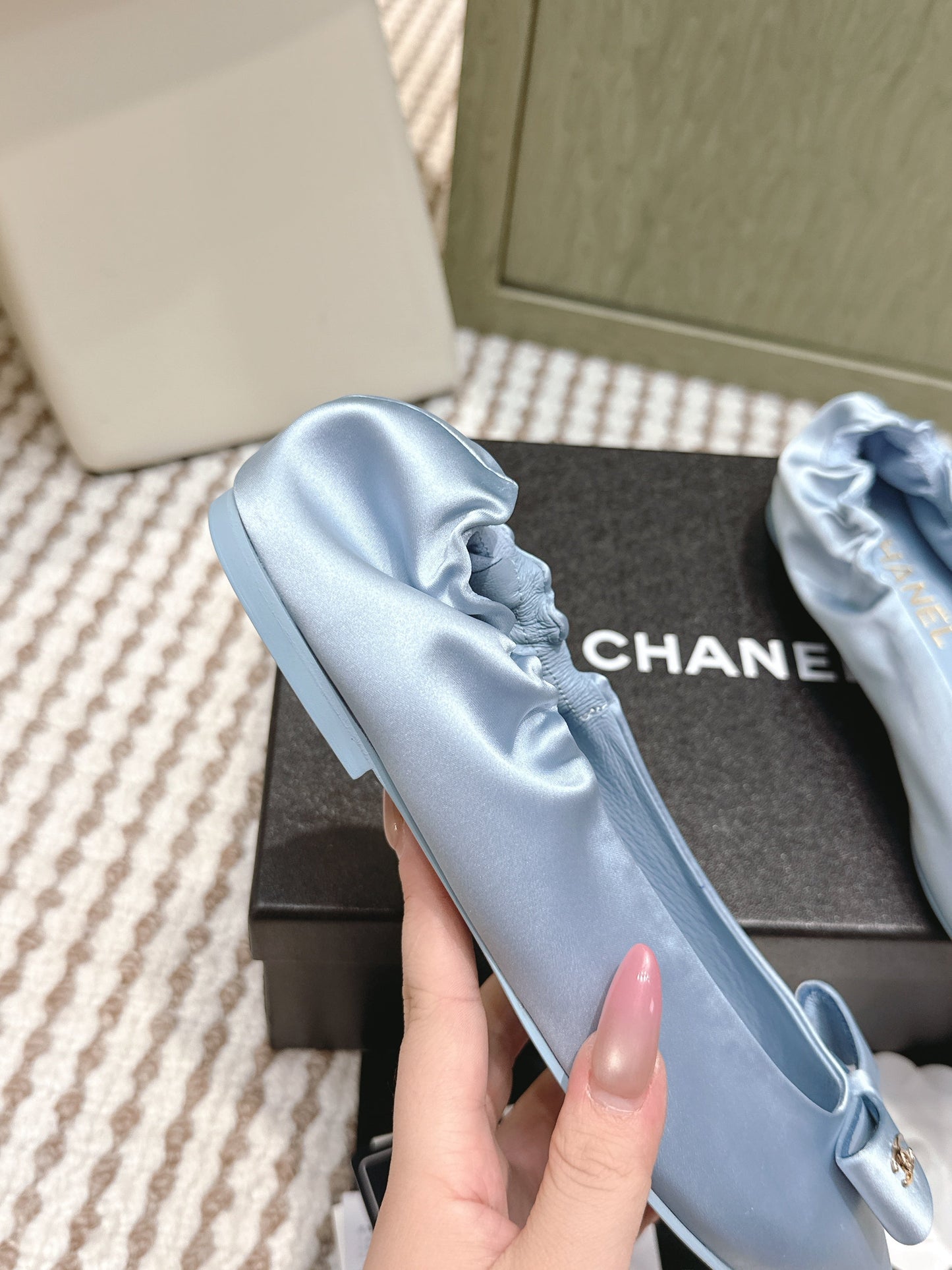 CHANEL 25S MARY JANE BALLET FLATS IN BLUE SILK SATIN - 35