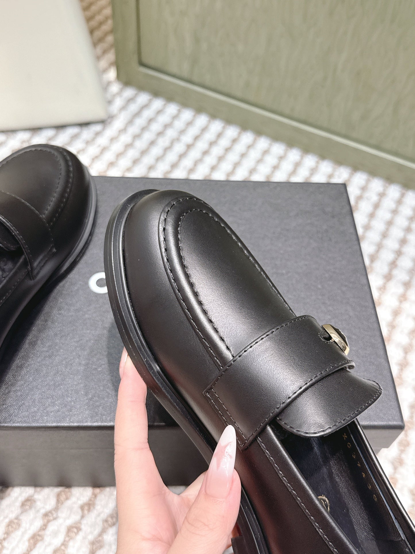 CHANEL 25S GODDESS FLAT LOAFERS IN BLACK CALFSKIN GOLD HARDWARE - 35