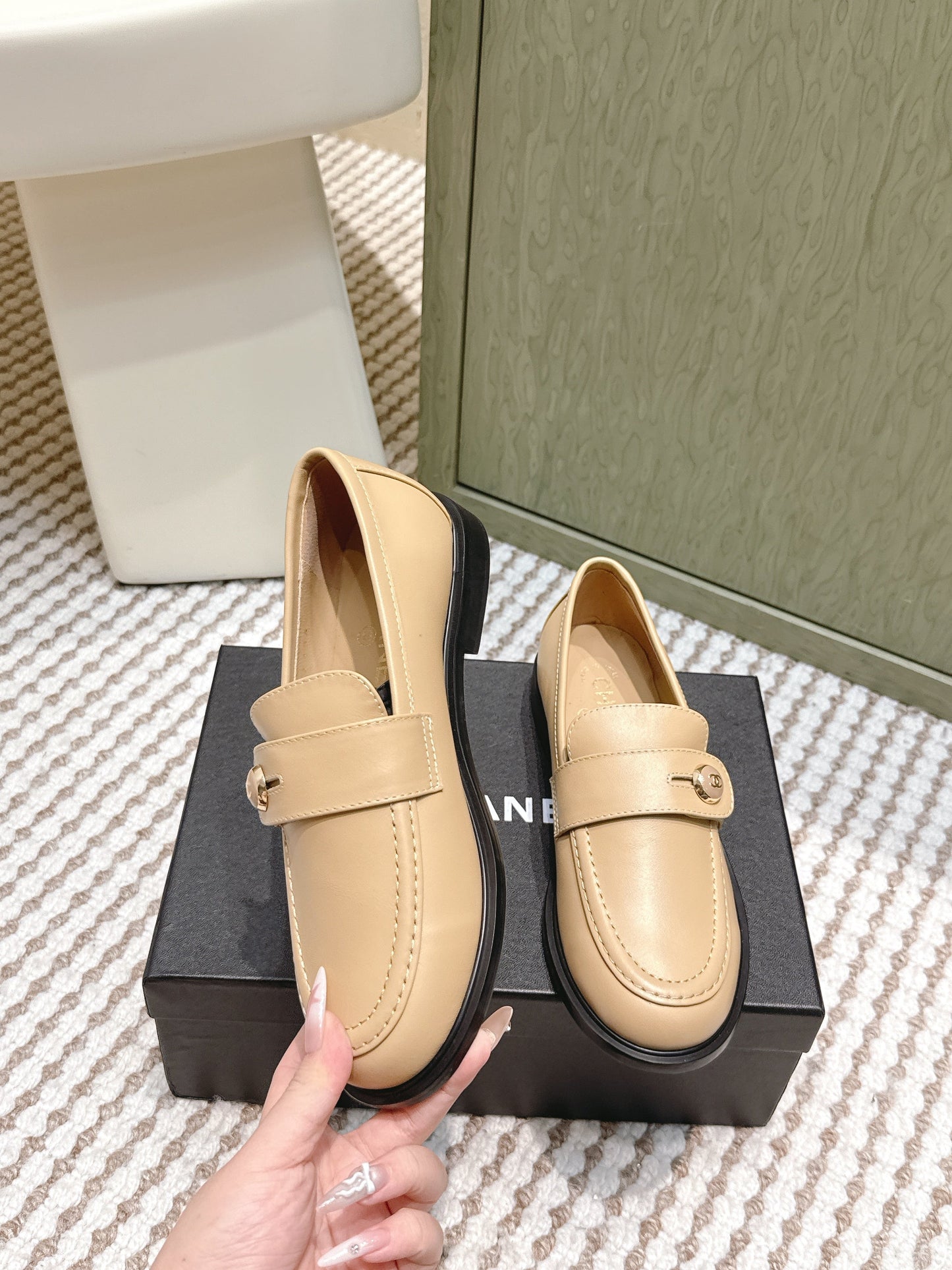 CHANEL 25S GODDESS FLAT LOAFERS IN WARM BEIGE CALFSKIN GOLD HARDWARE - 35