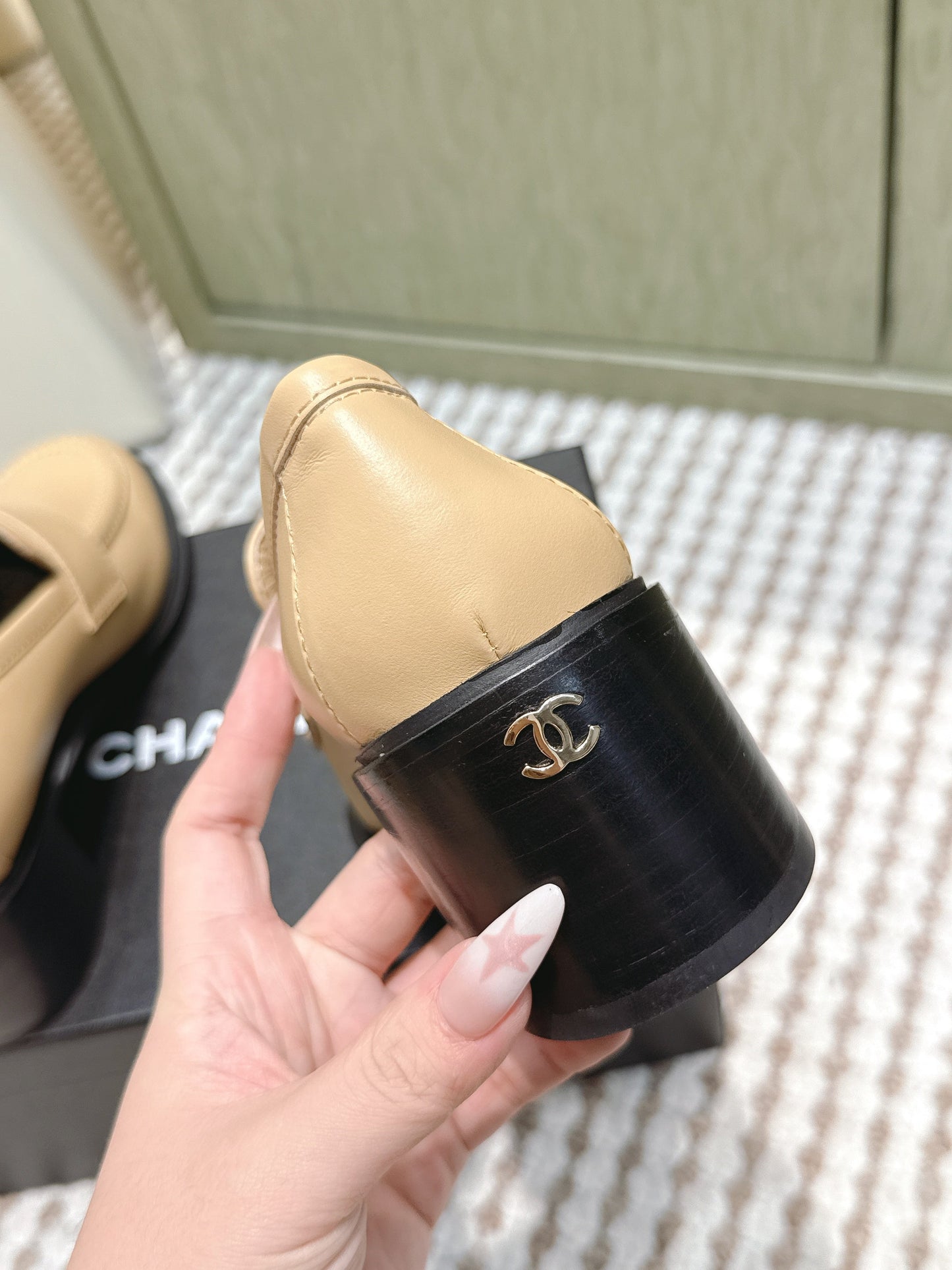 CHANEL 25S GODDESS MOCCASIN LOAFERS 65MM IN WARM BEIGE CALFSKIN GOLD HARDWARE - 35