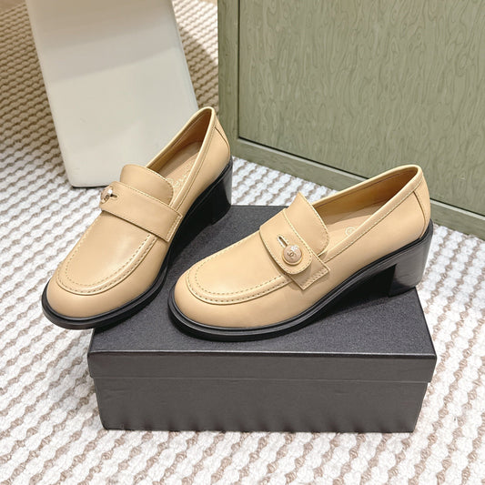 CHANEL 25S GODDESS MOCCASIN LOAFERS 65MM IN WARM BEIGE CALFSKIN GOLD HARDWARE - 35