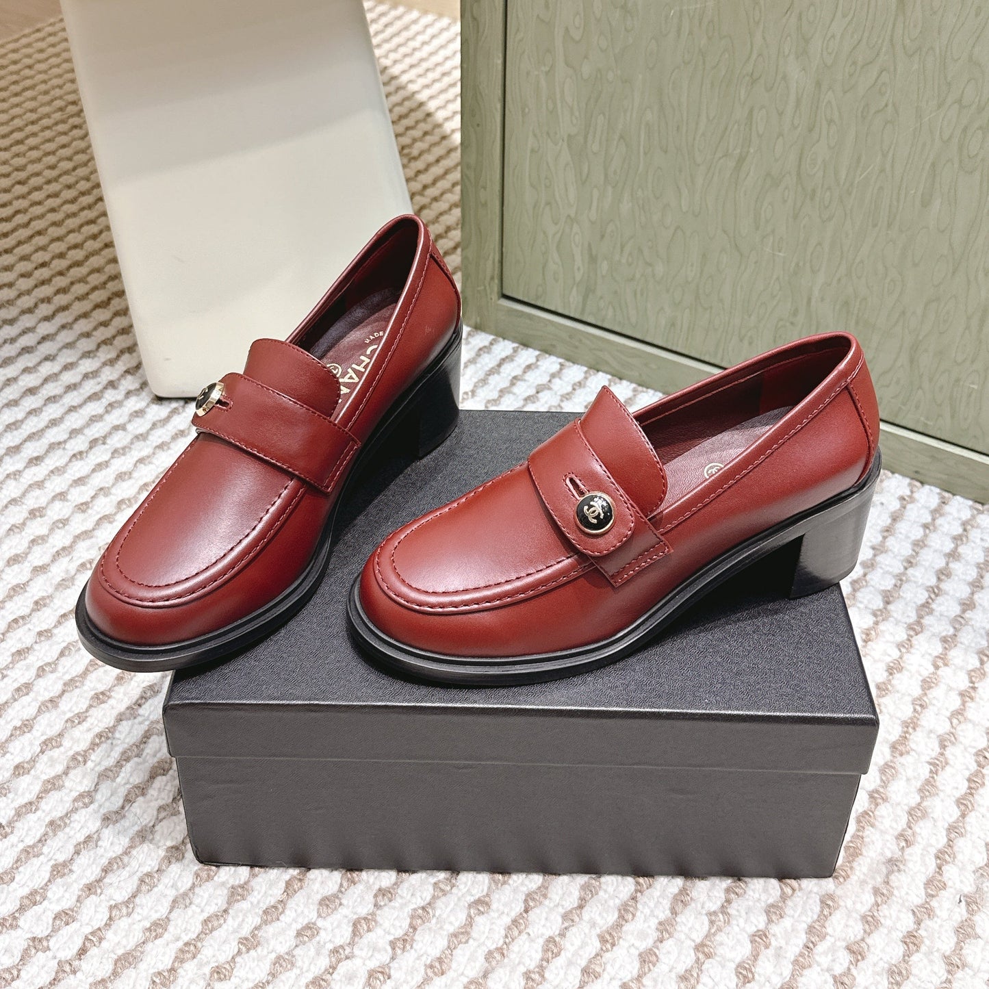 CHANEL 25S GODDESS MOCCASIN LOAFERS 65MM IN DARK RED CALFSKIN GOLD HARDWARE - 35