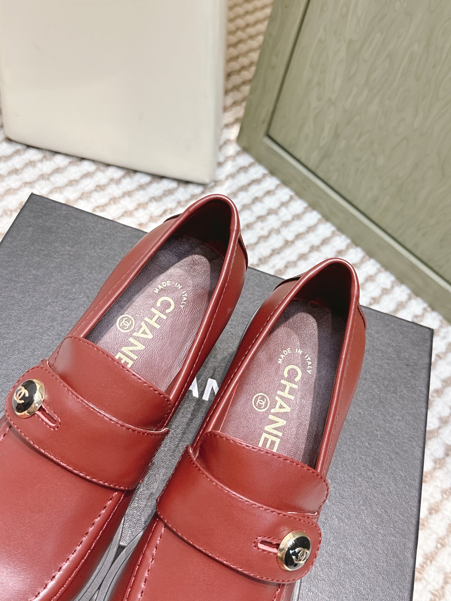 CHANEL 25S GODDESS MOCCASIN LOAFERS 65MM IN DARK RED CALFSKIN GOLD HARDWARE - 35