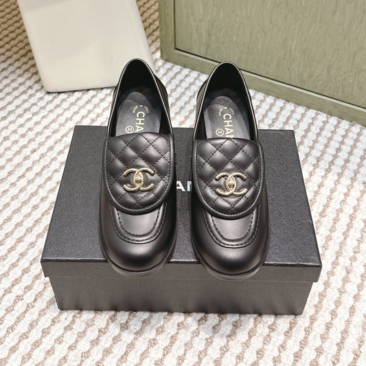 CHANEL 25S LOAFERS MOCCASIN 65MM IN BLACK CALFSKIN GOLD HARDWARE - 35