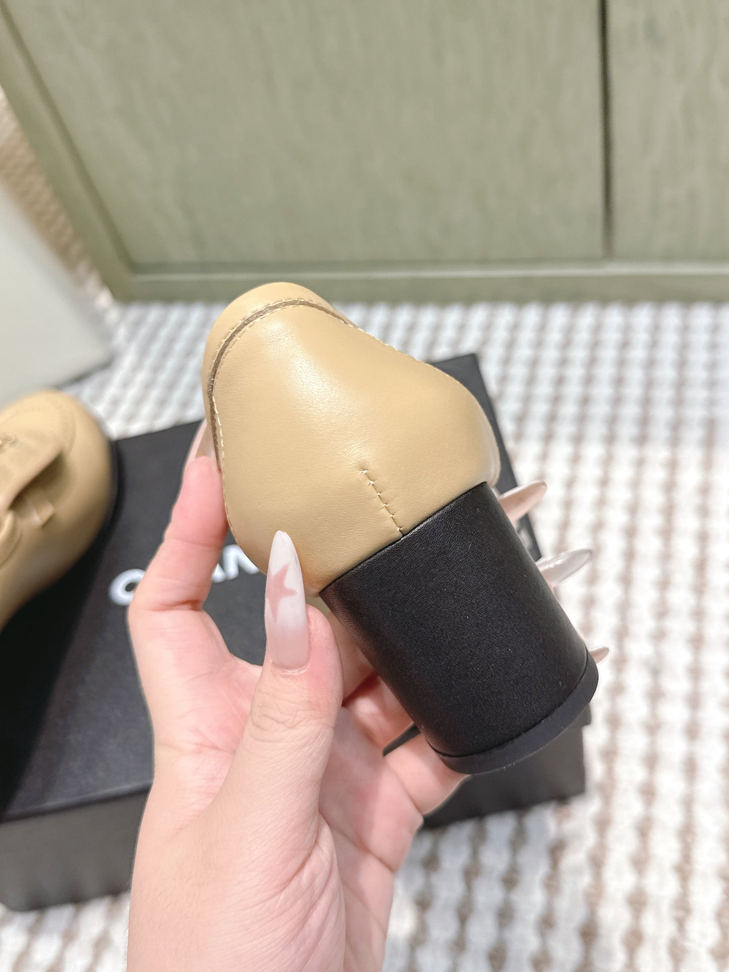 CHANEL 25S LOAFERS MOCCASIN 65MM IN WARM BEIGE CALFSKIN GOLD HARDWARE - 35