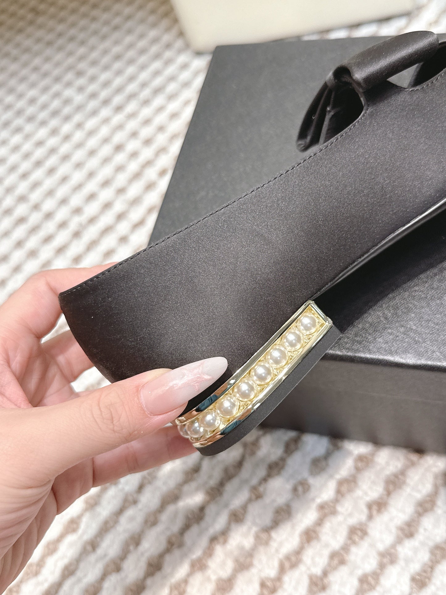 CHANEL 25S MARY JANE BALLET FLATS IN BLACK SILK WITH BOW - 35