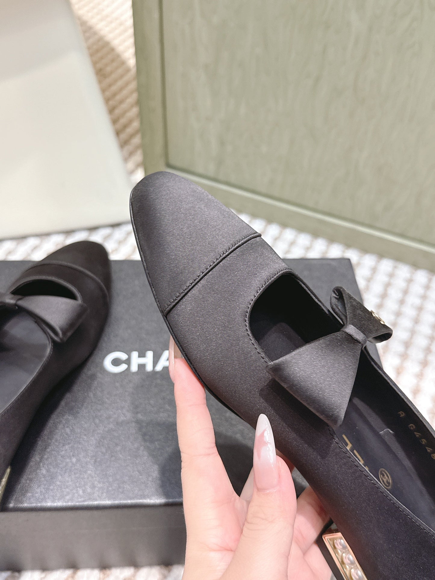 CHANEL 25S MARY JANE BALLET FLATS IN BLACK SILK WITH BOW - 35