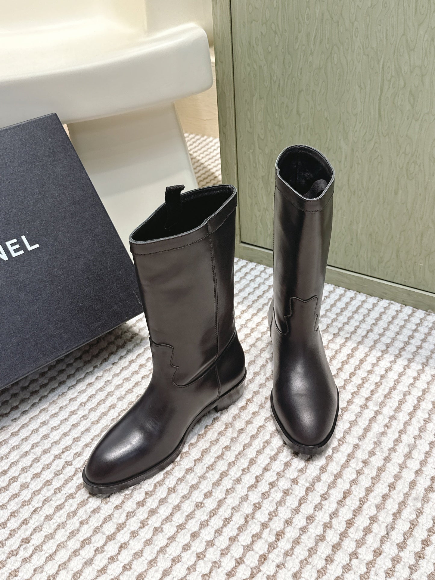 CHANEL 25S MID-CALF BOOTS IN BLACK CALFSKIN - 35