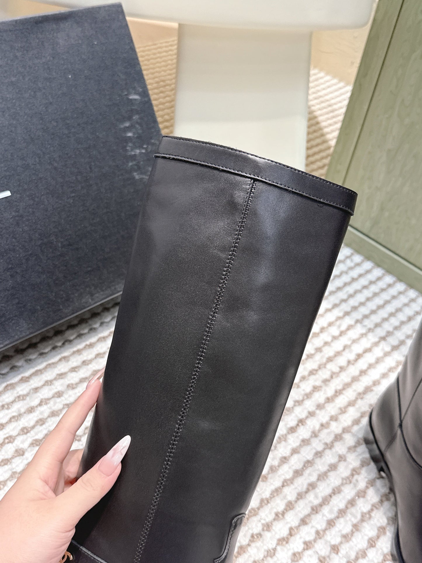 CHANEL 25S KNEE-HIGH BOOTS IN BLACK CALFSKIN - 35