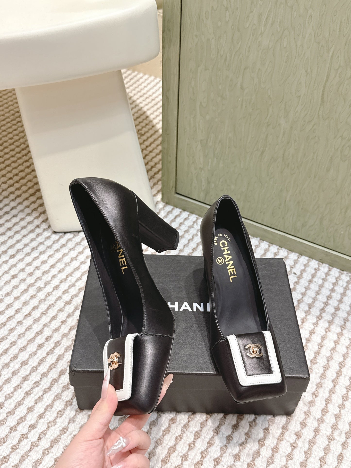 CHANEL 25S SLINGBACK SHOES 90MM IN BLACK CALFSKIN SQUARE TOE GOLD HARDWARE - 35