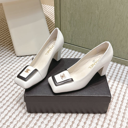 CHANEL 25S SLINGBACK SHOES 90MM IN WHITE CALFSKIN SQUARE TOE GOLD HARDWARE - 35