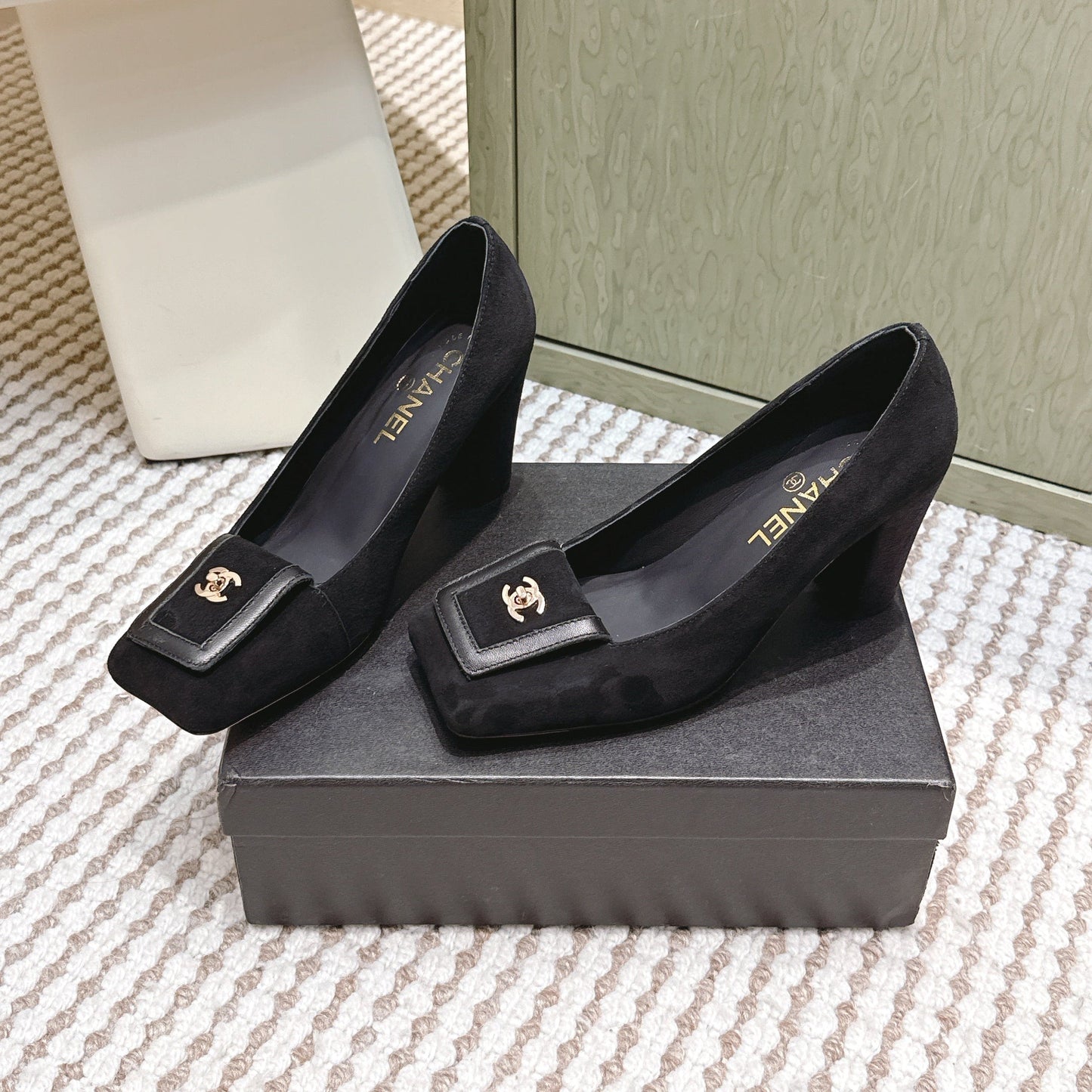 CHANEL 25S SLINGBACK SHOES 90MM IN BLACK SUEDE SQUARE TOE GOLD HARDWARE - 35