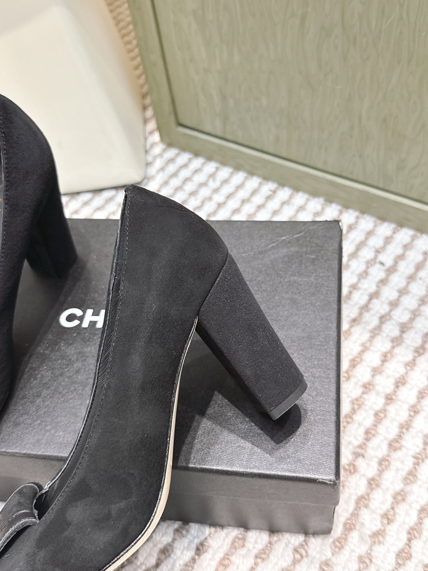 CHANEL 25S SLINGBACK SHOES 90MM IN BLACK SUEDE SQUARE TOE GOLD HARDWARE - 35
