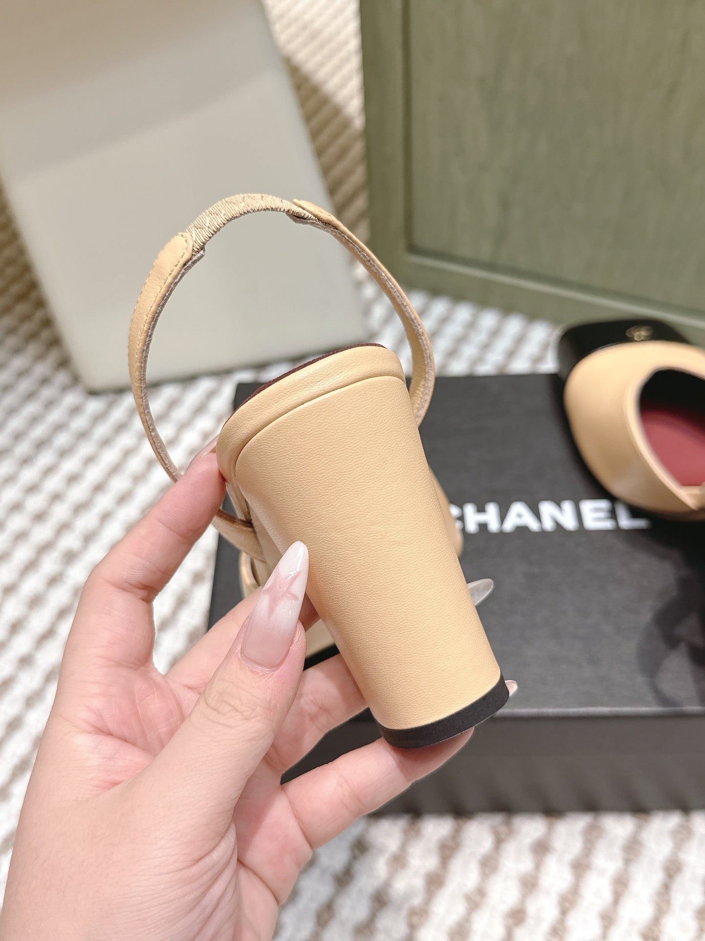 CHANEL 25S HIGH-HEELED SQUARE-TOE SLINGBACK 90MM IN DARK BEIGE AND BLACK CALFSKIN - 35