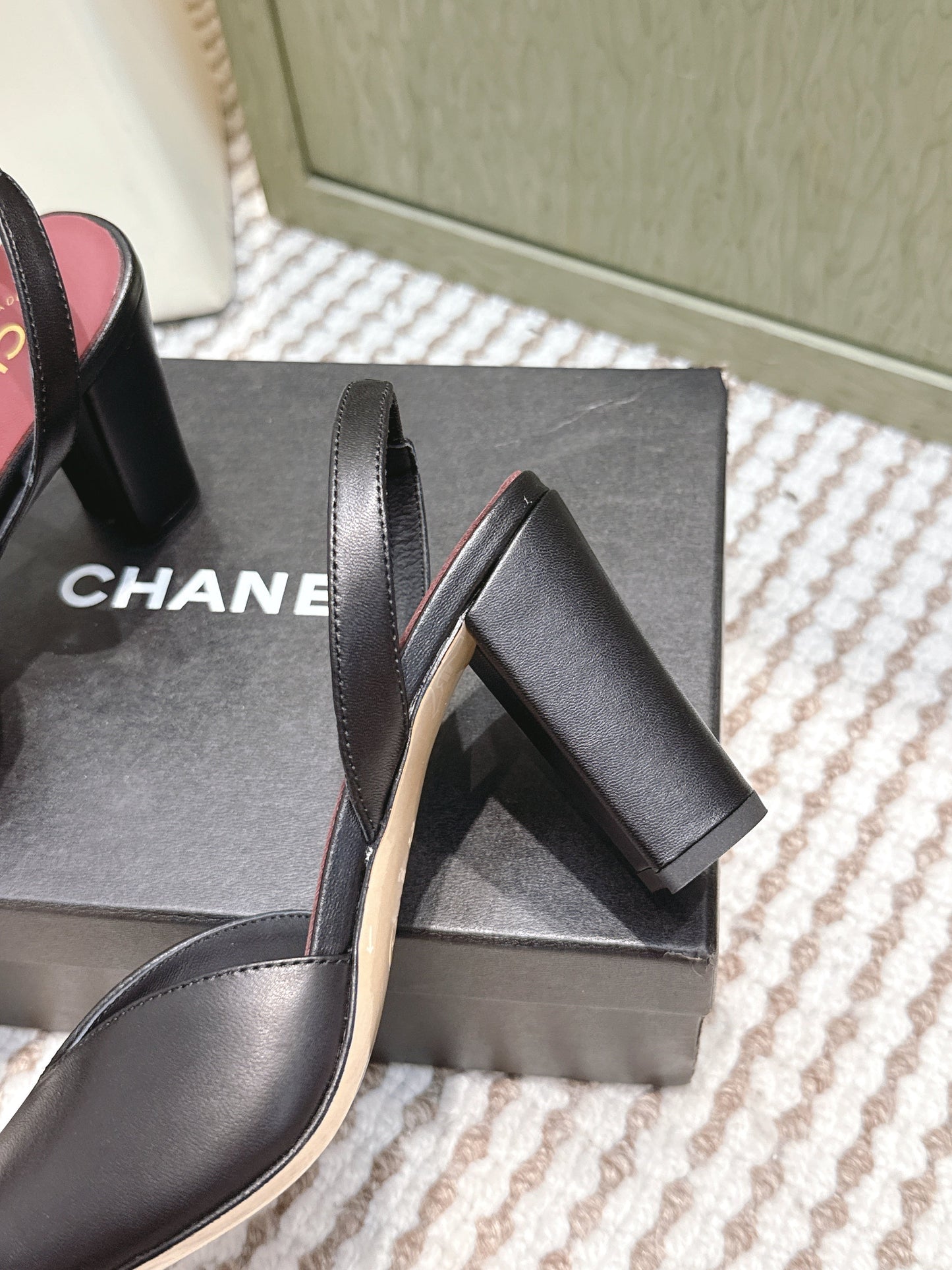 CHANEL 25S HIGH-HEELED SQUARE-TOE SLINGBACK 90MM IN BLACK CALFSKIN - 35