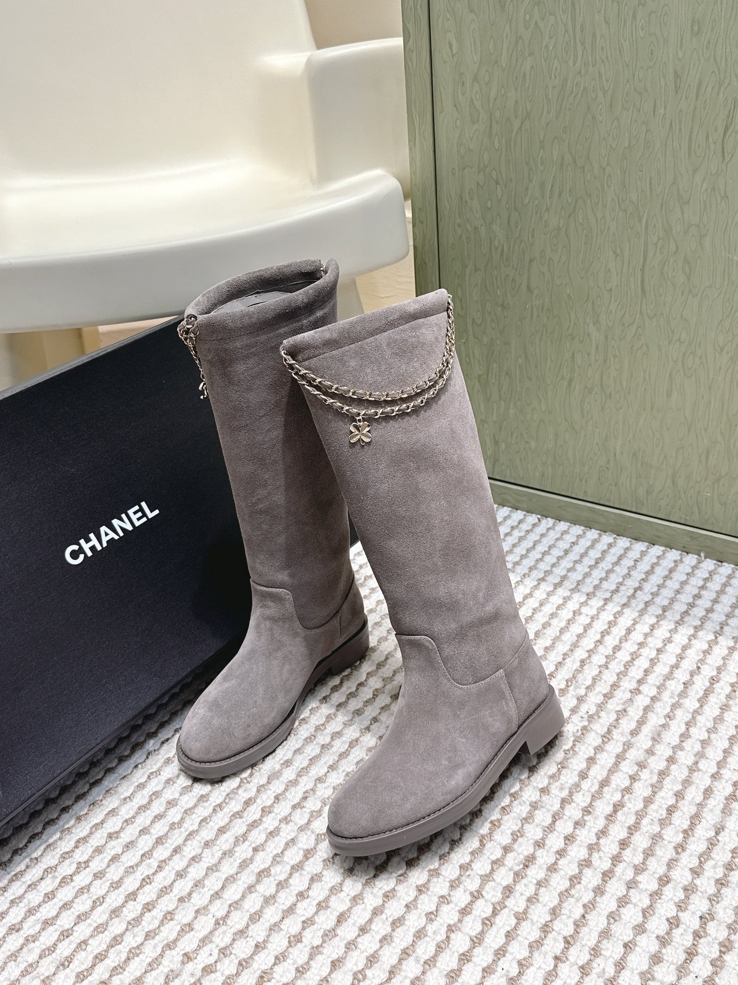 CHANEL 25S KNEE-HIGH BOOTS IN GREY SUEDE GOLD HARDWARE - 35