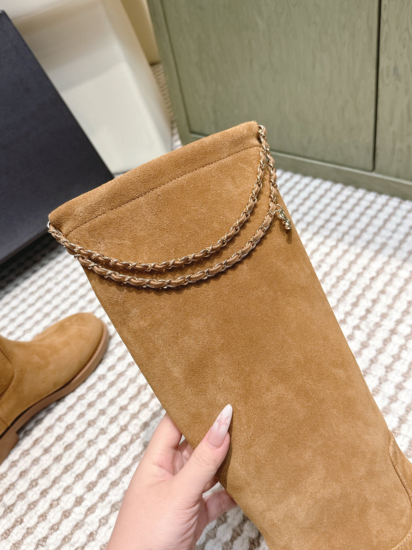CHANEL 25S KNEE-HIGH BOOTS IN CARAMEL SUEDE GOLD HARDWARE - 35