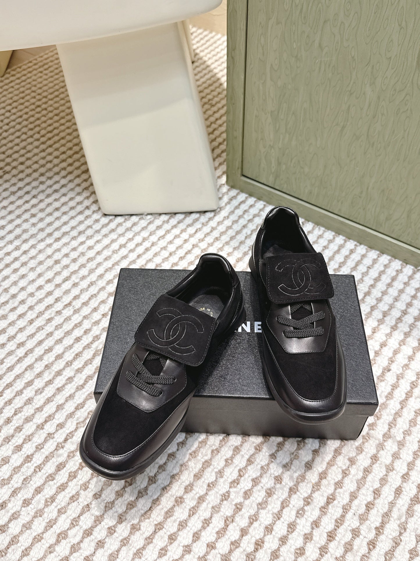 CHANEL 25S SNEAKERS 35MM IN BLACK SUEDE WITH VELCRO STRAPS - 35