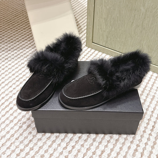 CHANEL 25S LOAFERS MOCCASIN IN BLACK SUEDE WITH MINK FUR LINING - 35