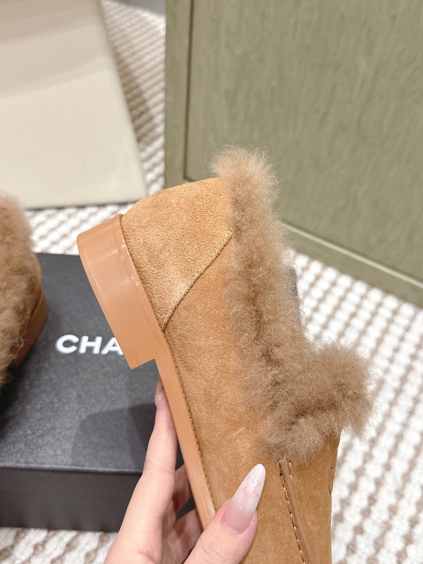 CHANEL 25S LOAFERS MOCCASIN IN BROWN SUEDE WITH MINK FUR LINING - 35