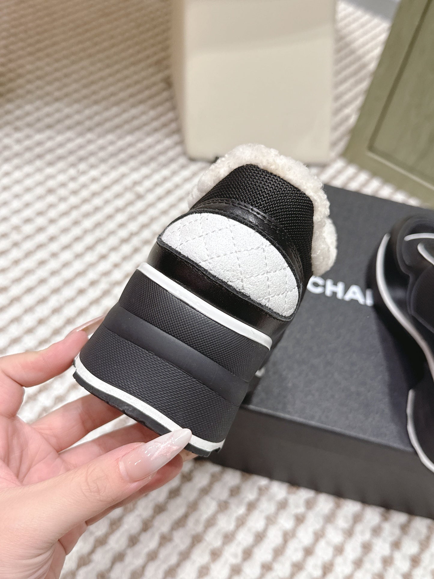 CHANEL 25S SNEAKERS IN BLACK SYNTHETIC FABRIC AND SUEDE CALFSKIN - 35