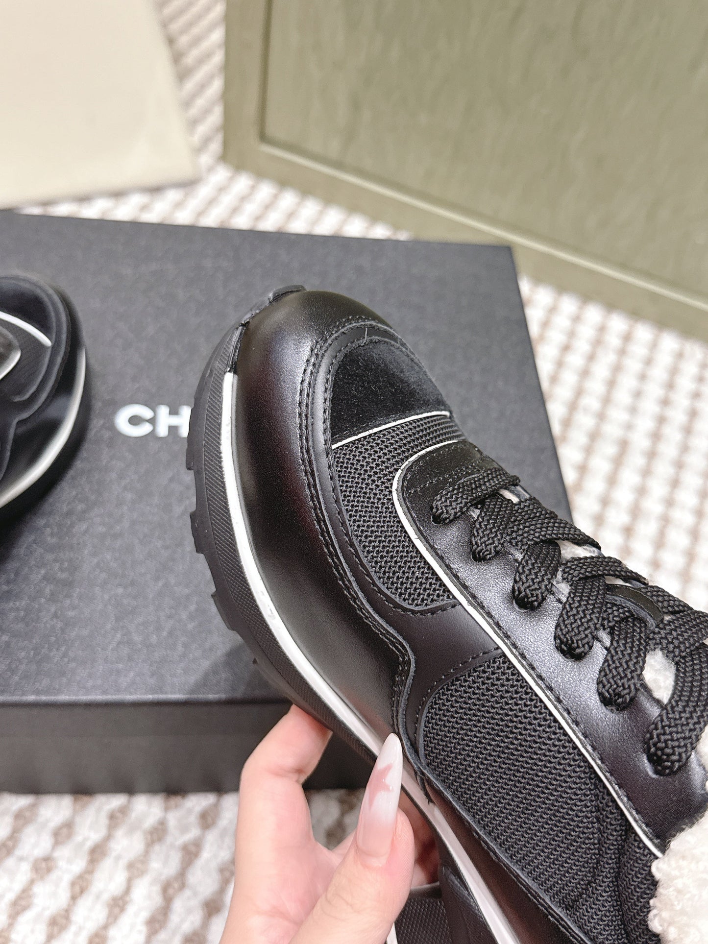 CHANEL 25S SNEAKERS IN BLACK SYNTHETIC FABRIC AND SUEDE CALFSKIN - 35